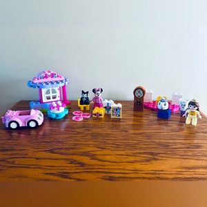 Duplo Princess Bell Ballroom And Minnie’s Birthday Celebration Lego Sets